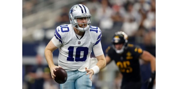 Les Cowboys de Dallas et les Colts d'Indianapolis traversent différentes phases de reconstruction Les Cowboys de Dallas et les Colts d'Indianapolis traversent différentes phases de reconstruction